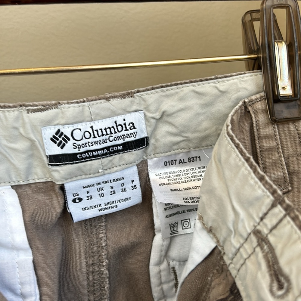 Columbia Women’s Khaki Pants Size 6 - Picture 8 of 9